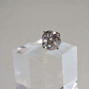 Vintage Cubic Zirconia Solitaire Single Stud Earring Princess Cut Unisex 10 mm